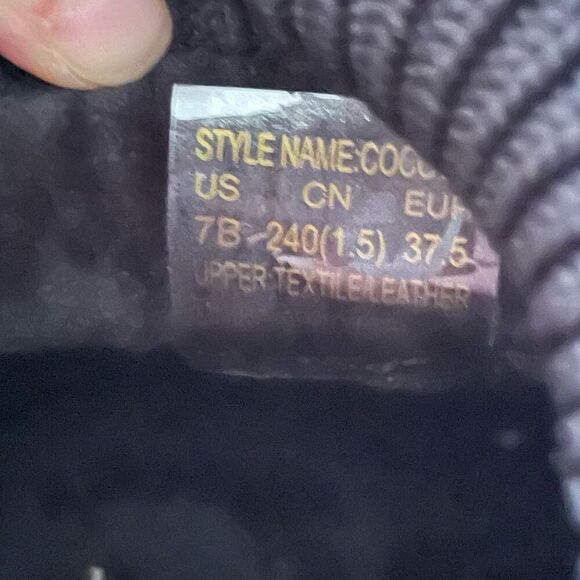 Kate Spade Black Winter Boots with Floral Lining - Picture 10 of 10